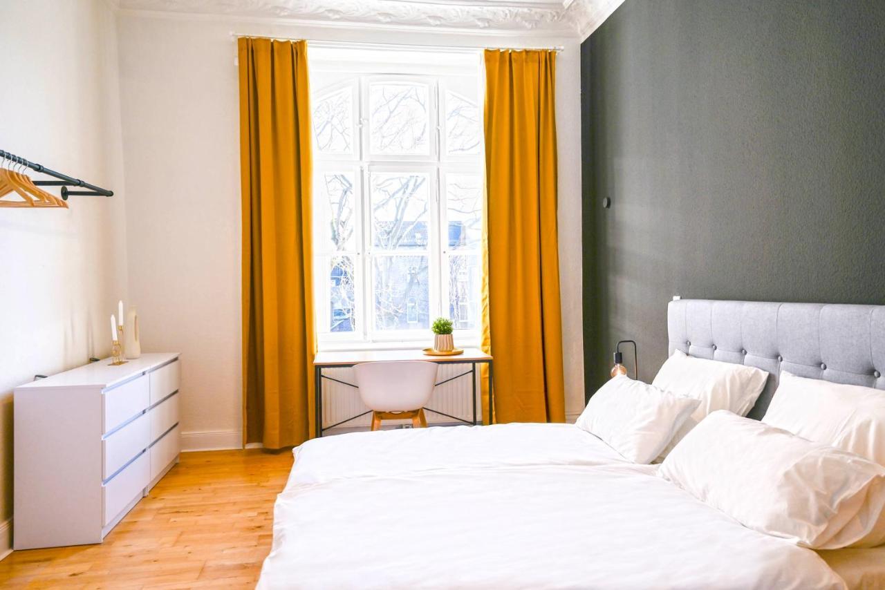 120Qm Denkmal Apartment In Krefeld Mit Stuck Und Balkon - Beuys Apartments - Krefeld Esterno foto