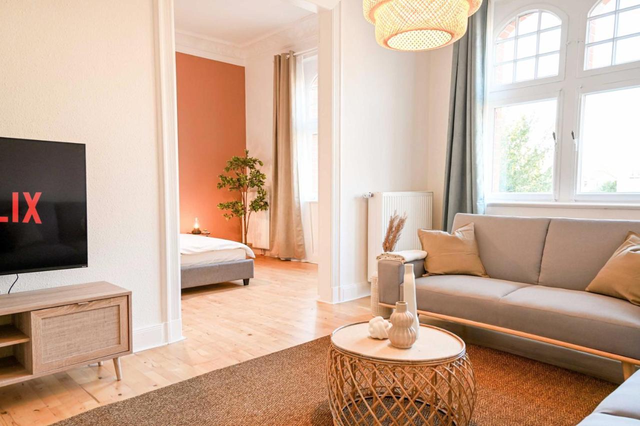 120Qm Denkmal Apartment In Krefeld Mit Stuck Und Balkon - Beuys Apartments - Krefeld Esterno foto